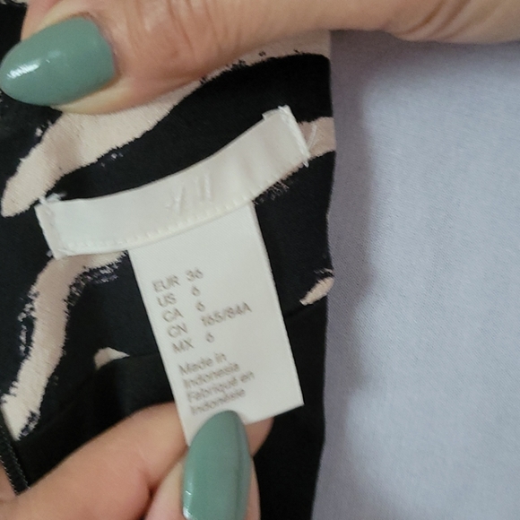 Zebra Print Dress - Picture 6 of 7